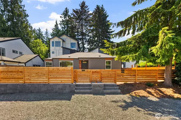 3811 NE 89th ST, Seattle, WA 98115