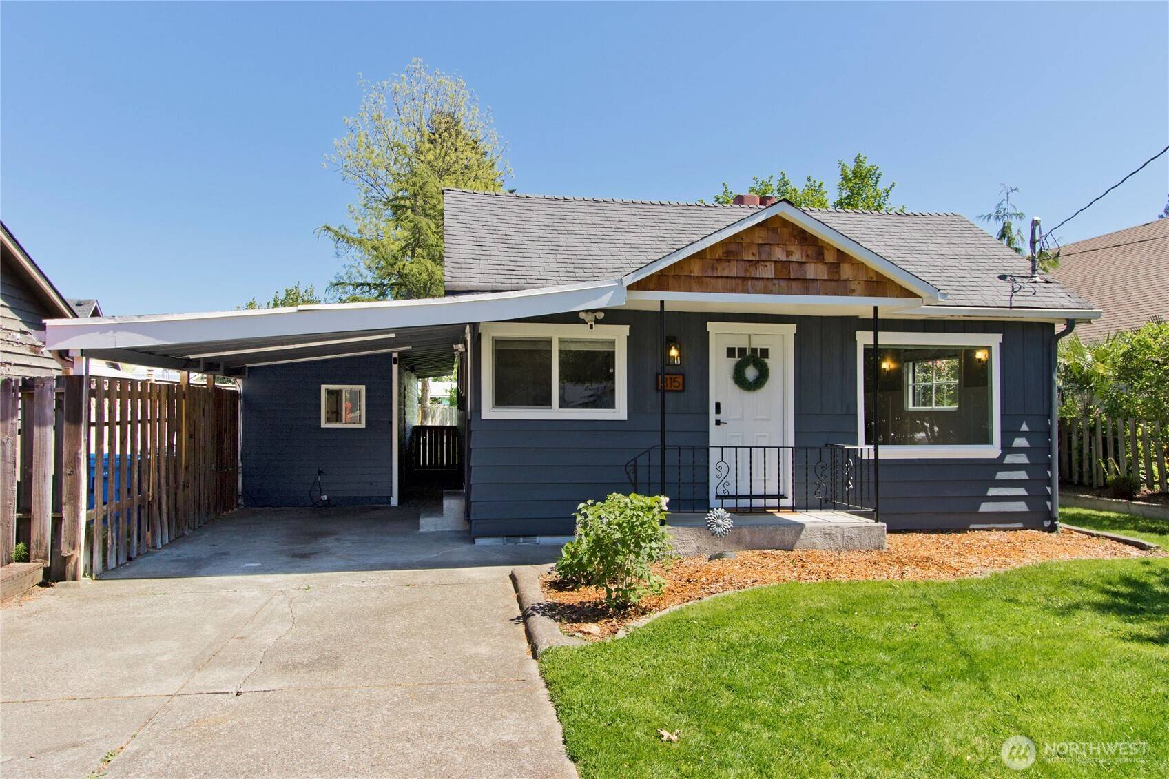315 16th ST SW, Puyallup, WA 98371