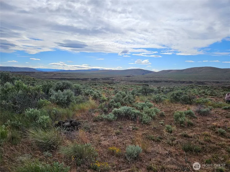 43 Canyon TRL, Ephrata, WA 98823