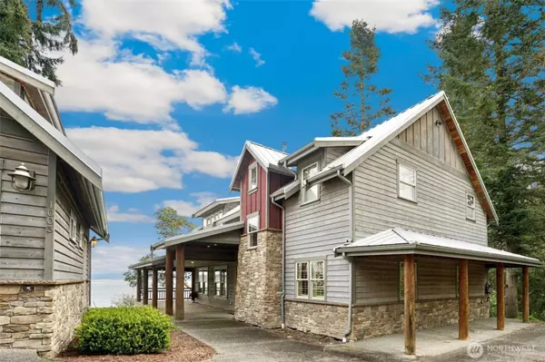 1005 Cavalero RD, Camano Island, WA 98282