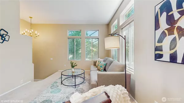 Kirkland, WA 98033,12331 NE 101st LN