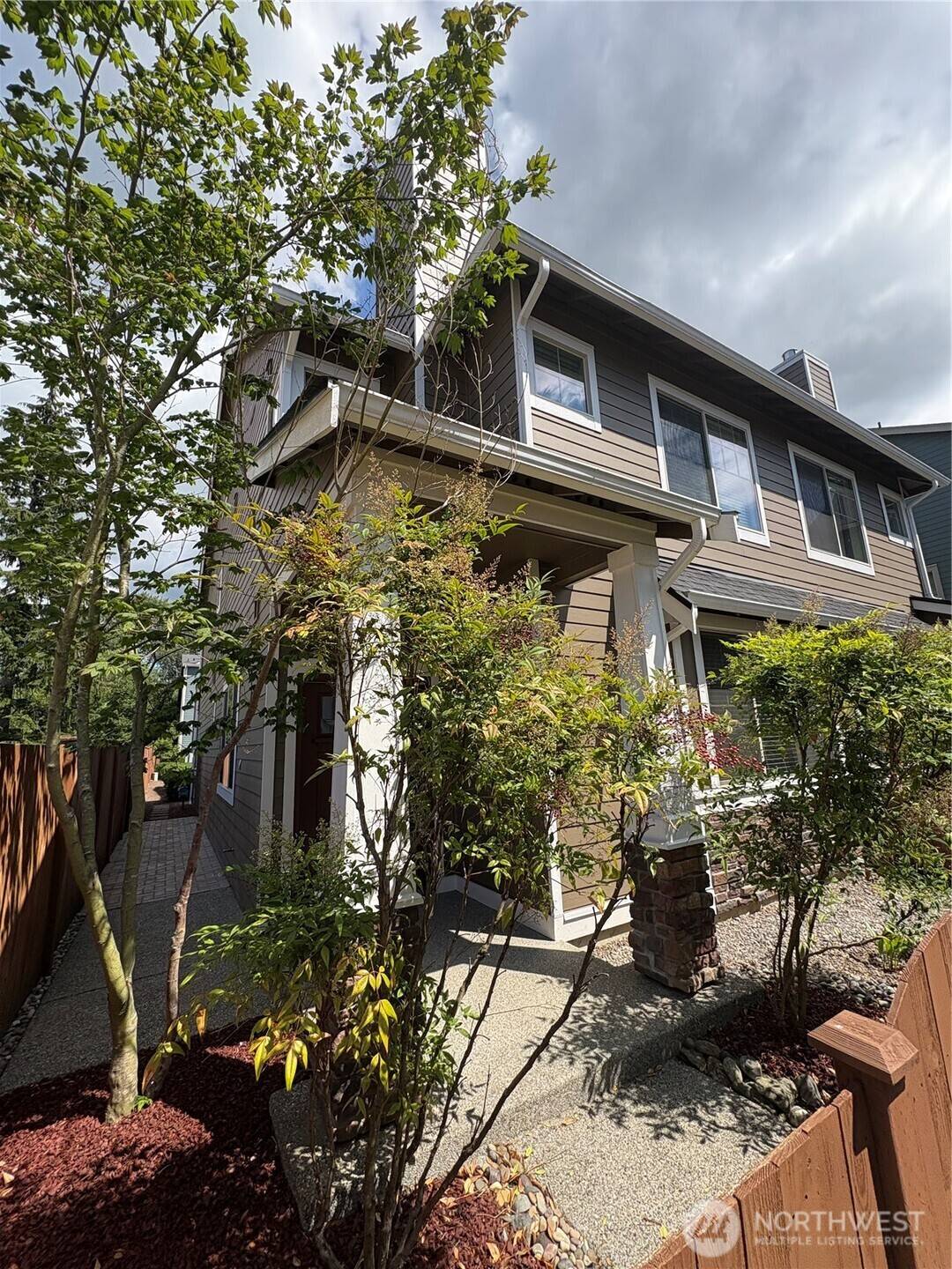 14522 15th AVE W #B, Lynnwood, WA 98087