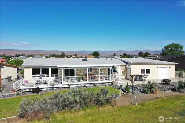 327 Buttercup LN SW, Mattawa, WA 99349