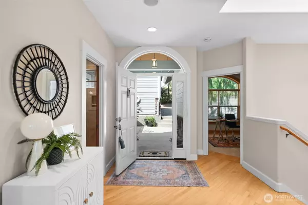 Fox Island, WA 98333,257 3rd AVE