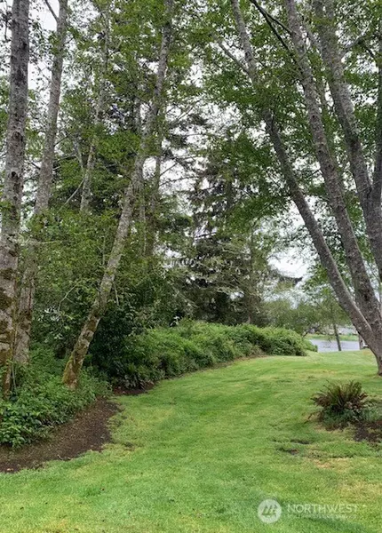 24007 Elm PL, Ocean Park, WA 98640