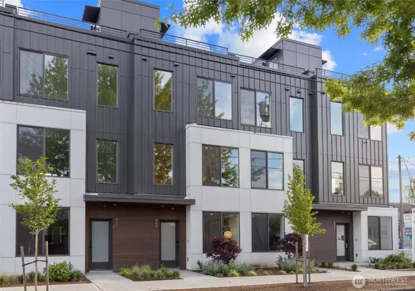 905 S Warsaw ST, Seattle, WA 98108