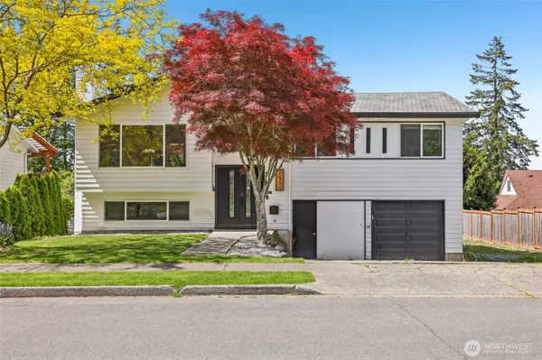 2531 Smithers AVE S, Renton, WA 98055