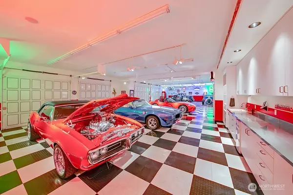 Woodway, WA 98020,11211 Wachusett RD