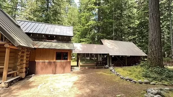 Greenwater, WA 98022,141 USFS FS Rd 7175 Silver Springs