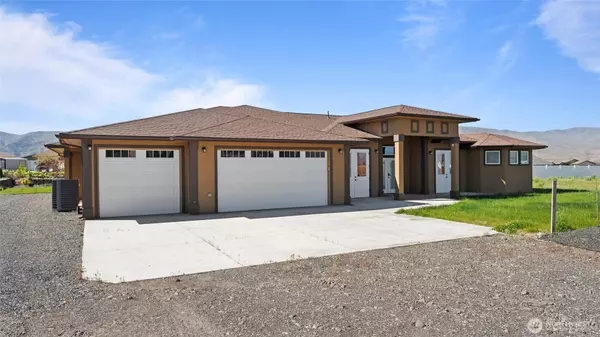 Mattawa, WA 99349,207 Clayton PL