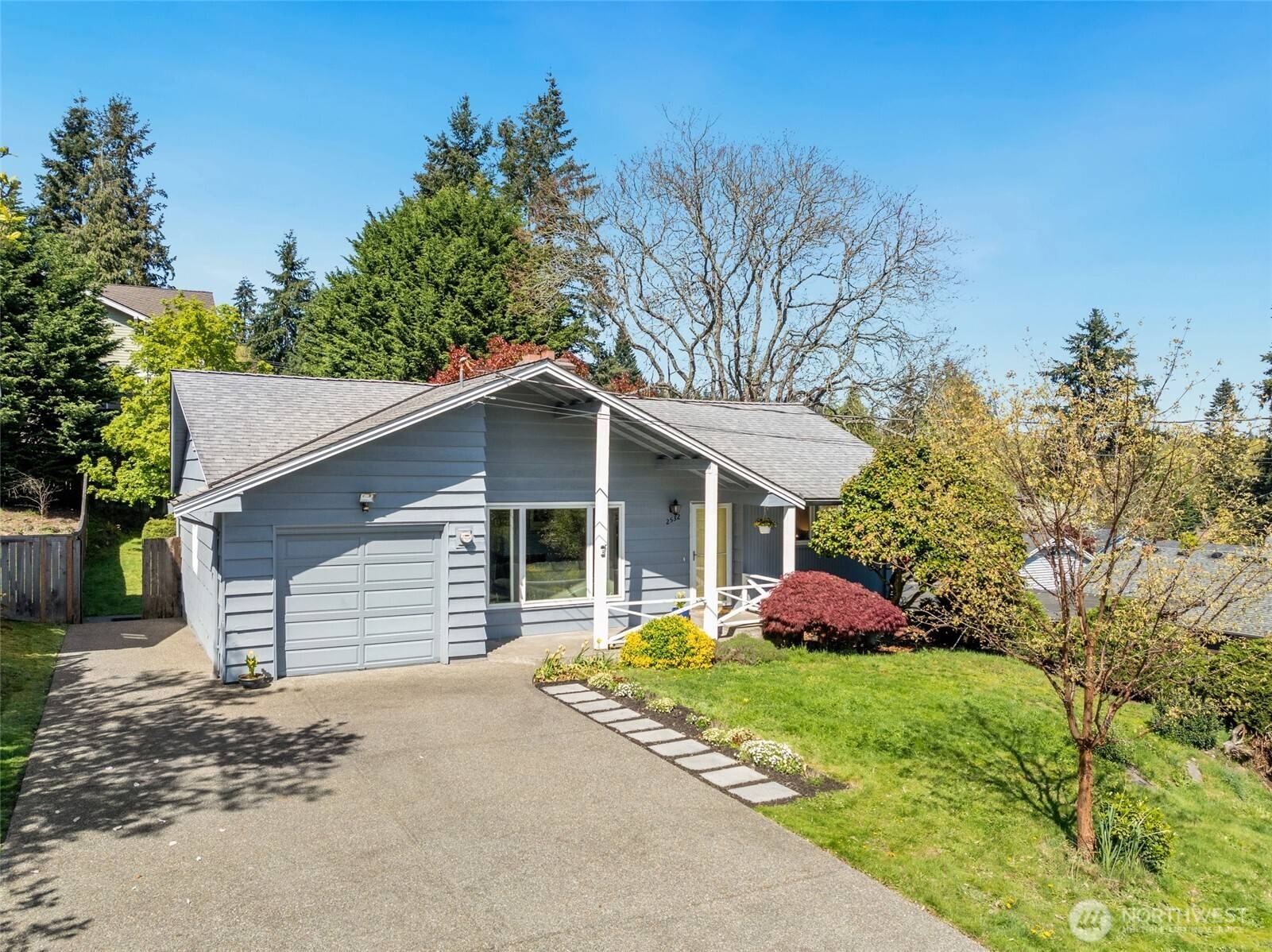 2532 NE 108th PL, Seattle, WA 98125