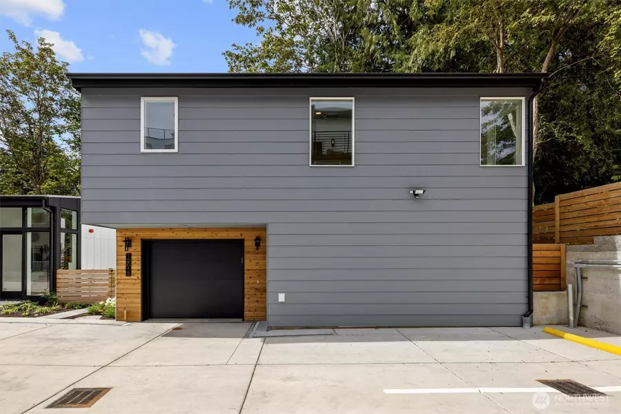 12013 36th AVE NE, Seattle, WA 98125
