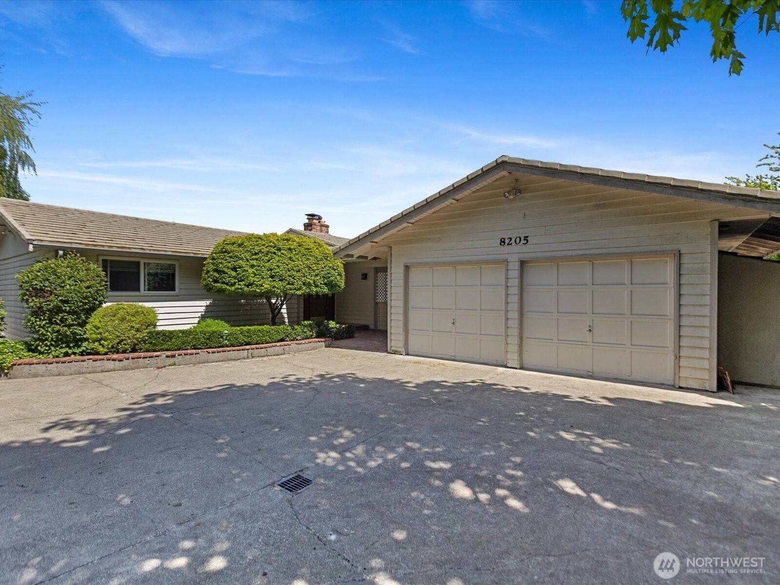 8205 S 123rd PL, Seattle, WA 98178