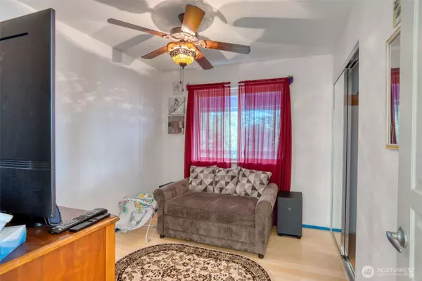 Ocean Park, WA 98640,30812 J PL