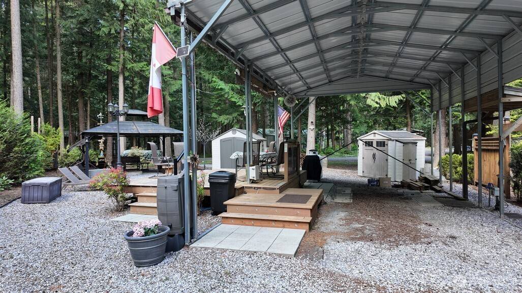 2042 Dogwood DR, Maple Falls, WA 98266