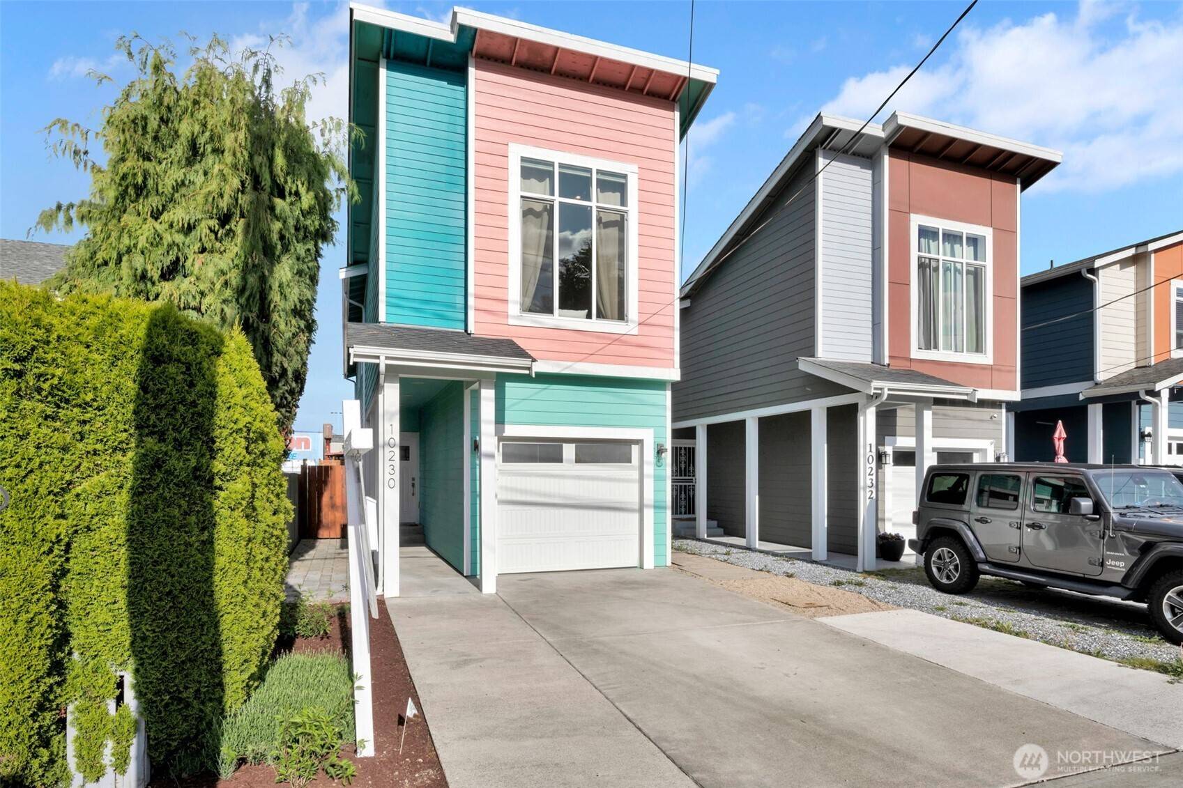 10230 17th AVE SW, Seattle, WA 98146