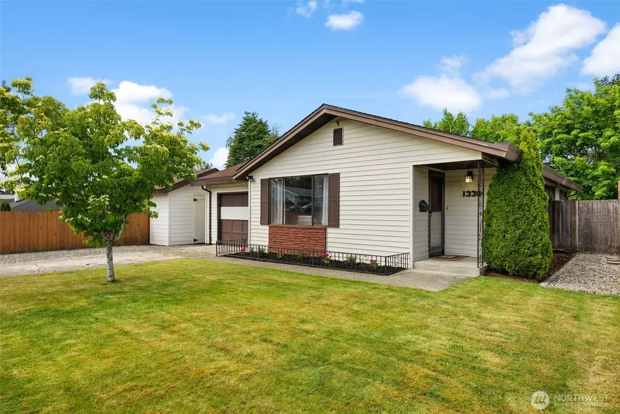 1336 Woodlawn ST, Tacoma, WA 98465