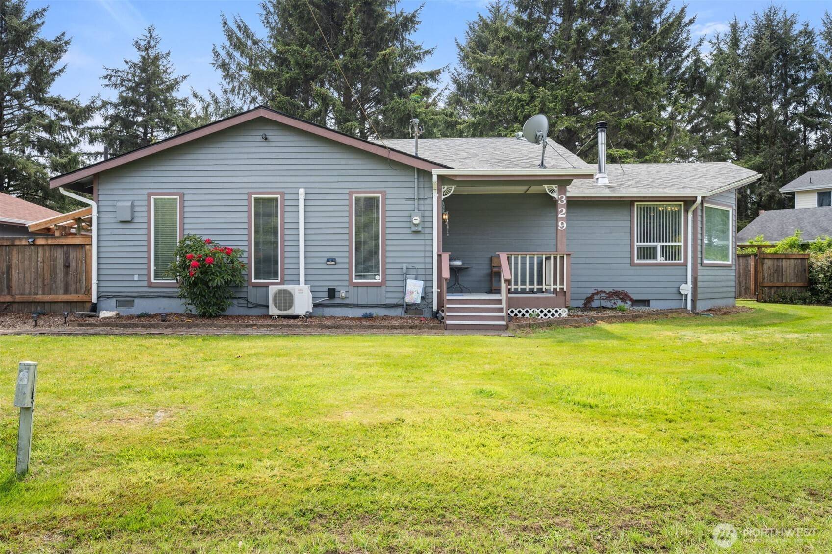 329 Sextans AVE SW, Ocean Shores, WA 98569