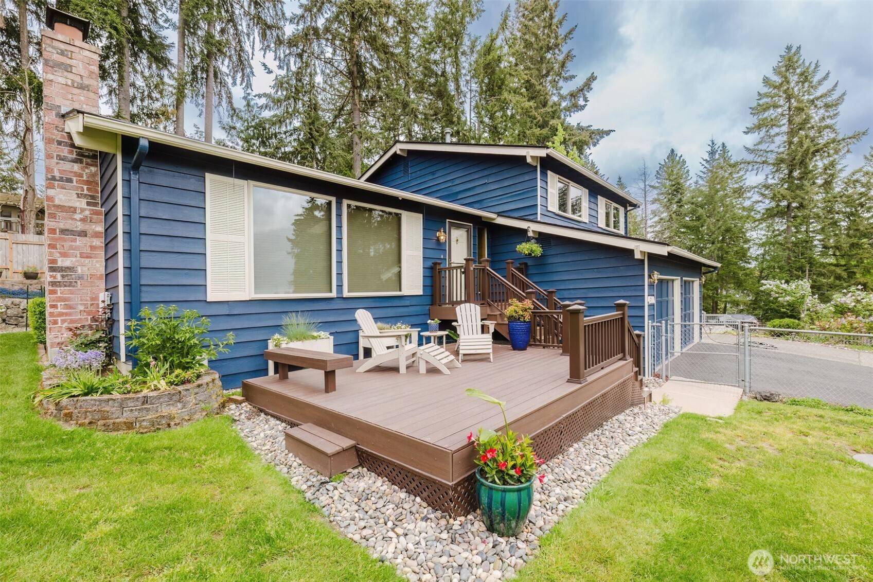 4500 NW Cascade ST, Silverdale, WA 98383