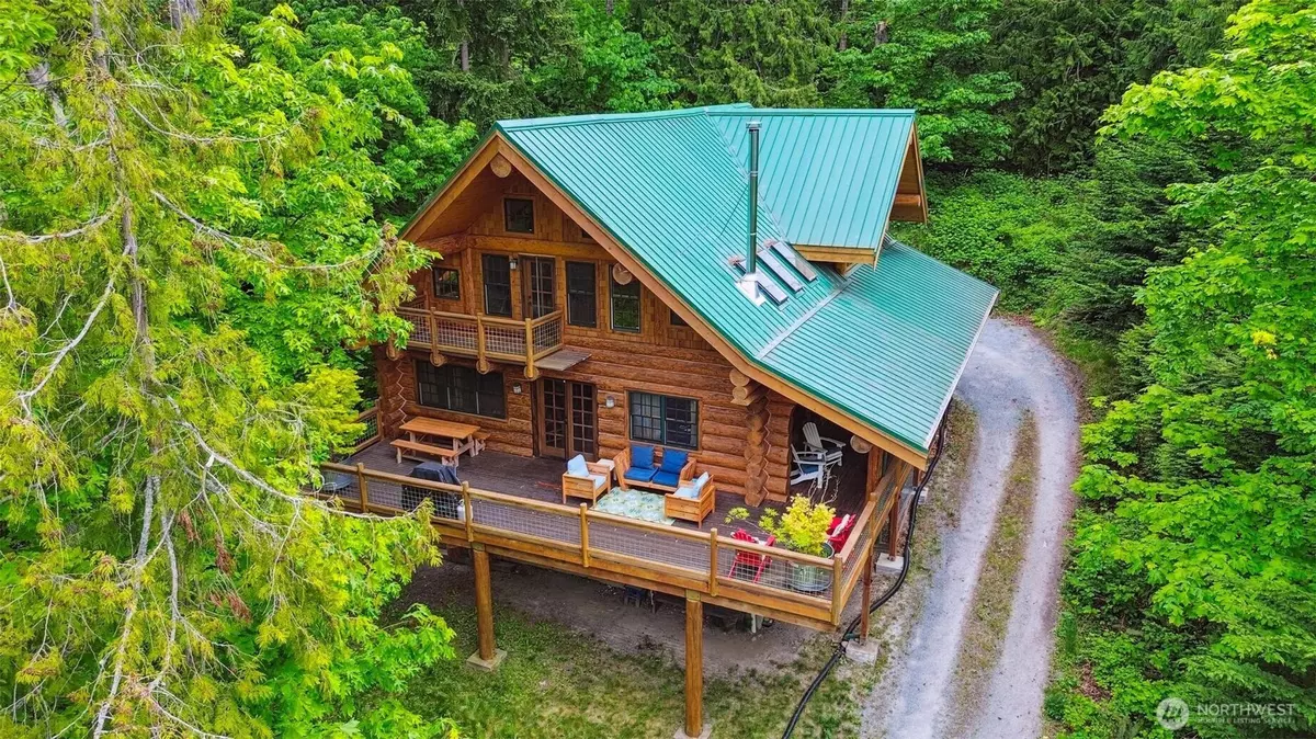 Camano Island, WA 98282,1465 Magnolia LN