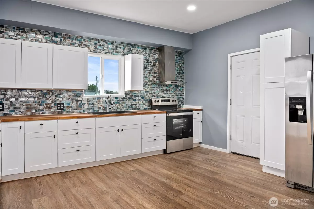 Aberdeen, WA 98520,1118 W Wishkah ST