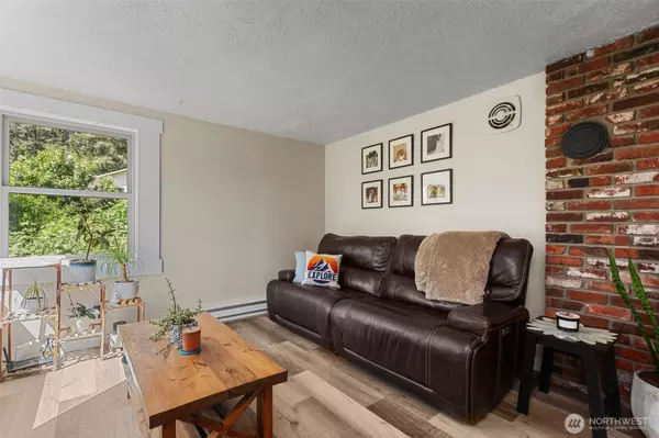 6551 SE Garfield St, Port Orchard, WA 98366