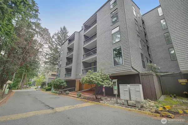 Redmond, WA 98052,6355 137th AVE NE #297