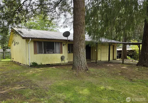 750 Robinhood LOOP, Forks, WA 98331