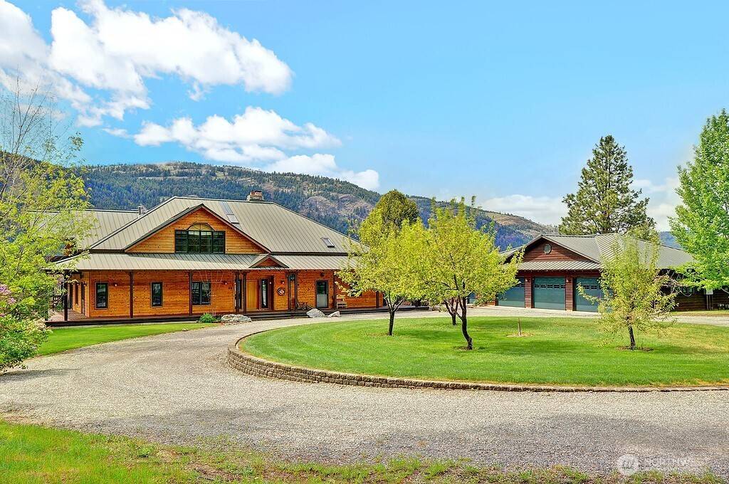 24 Catherine Creek RD, Curlew, WA 99118