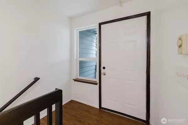 Bremerton, WA 98312,500 N National AVE #37