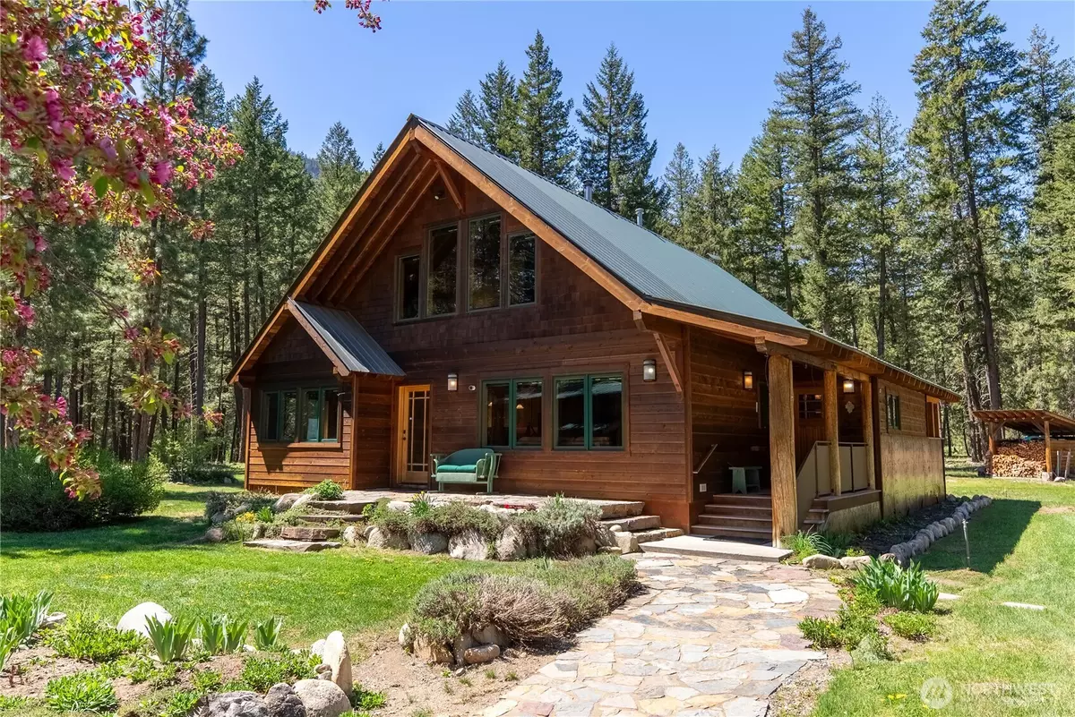 Mazama, WA 98833,611 A Lost River Road