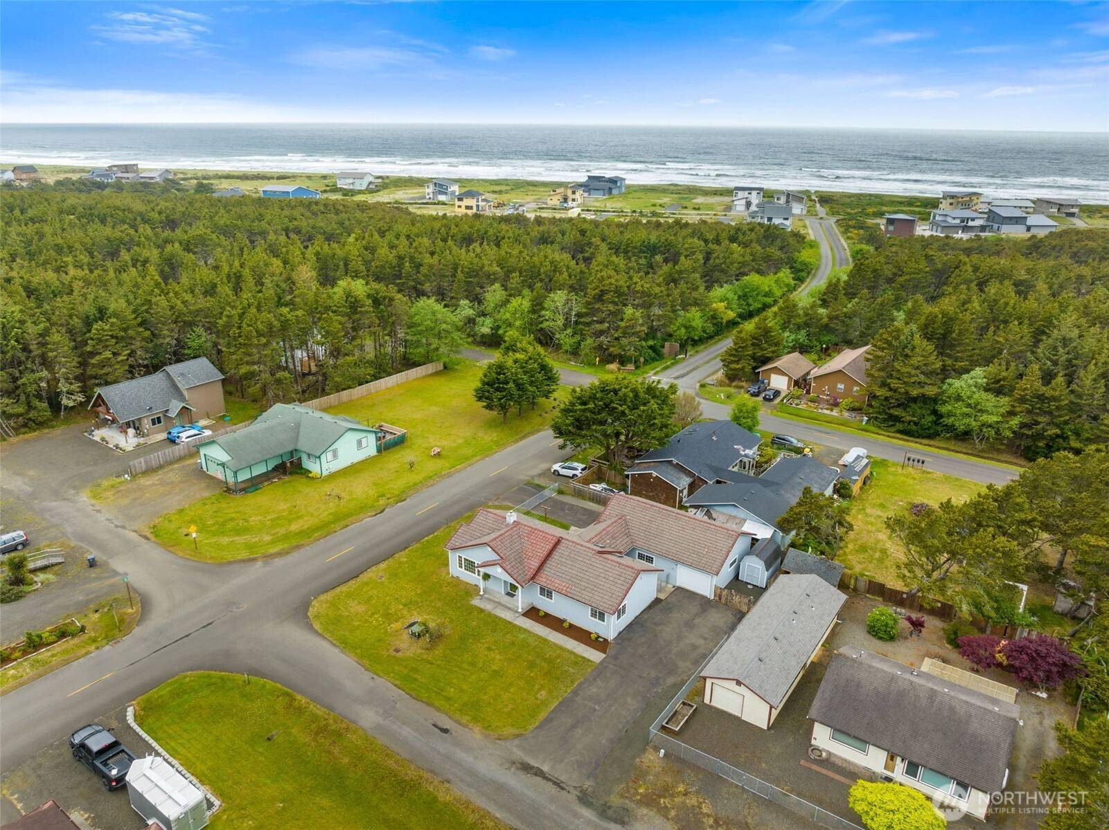 1215 Johnson ST, Westport, WA 98595