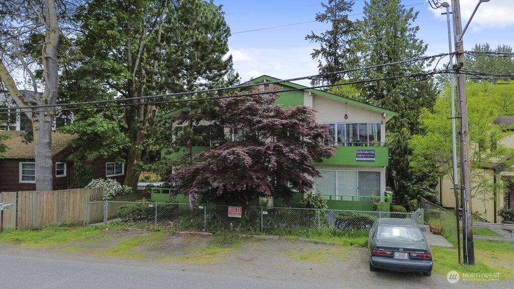 3009 NE 120th ST, Seattle, WA 98125