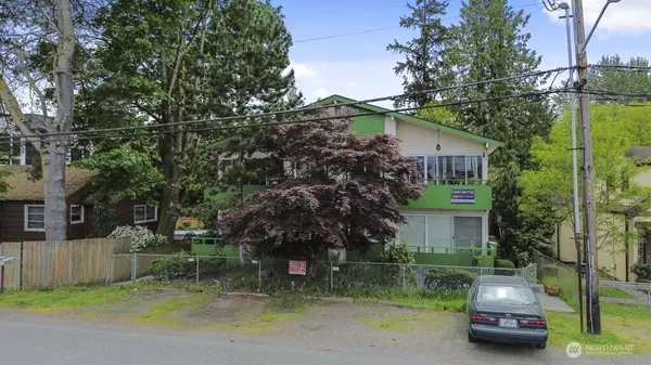3009 NE 120th ST, Seattle, WA 98125