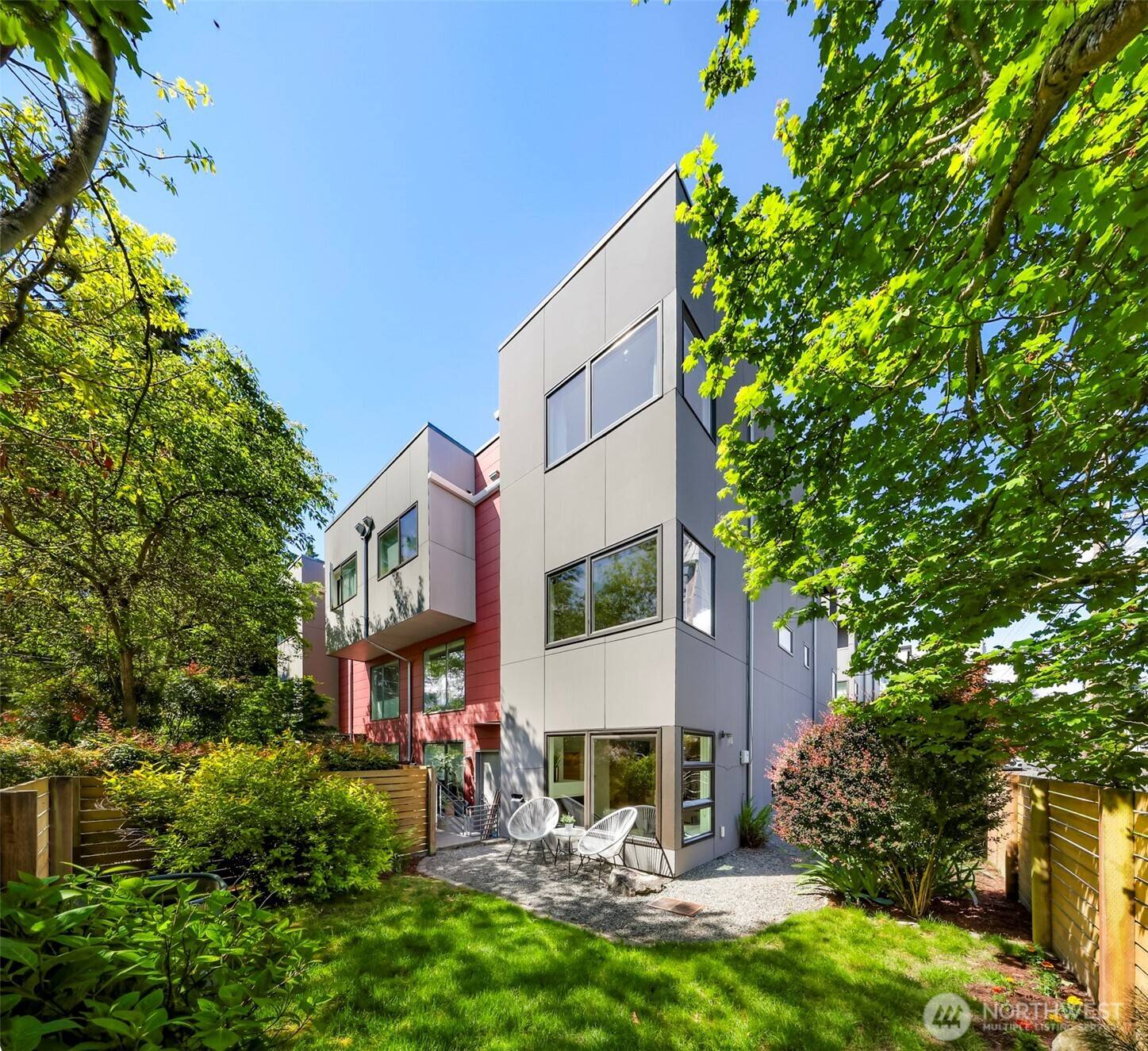 8363 29th AVE NW, Seattle, WA 98117