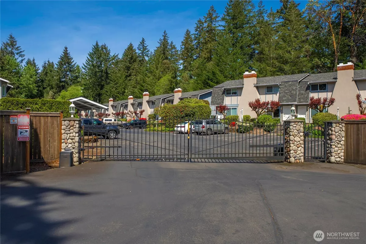 University Place, WA 98467,8309 Cirque DR W #4