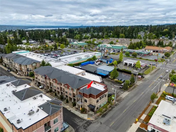 Renton, WA 98056,4020 NE 3rd PL #B