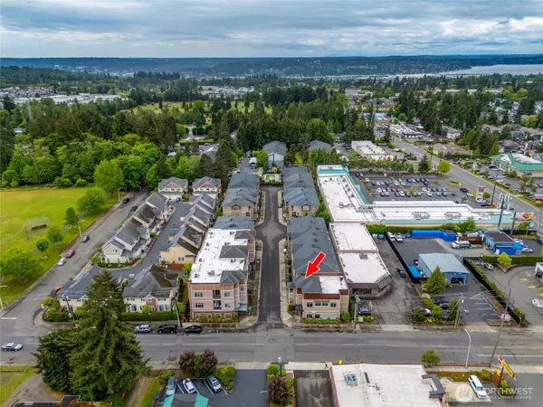 Renton, WA 98056,4020 NE 3rd PL #B