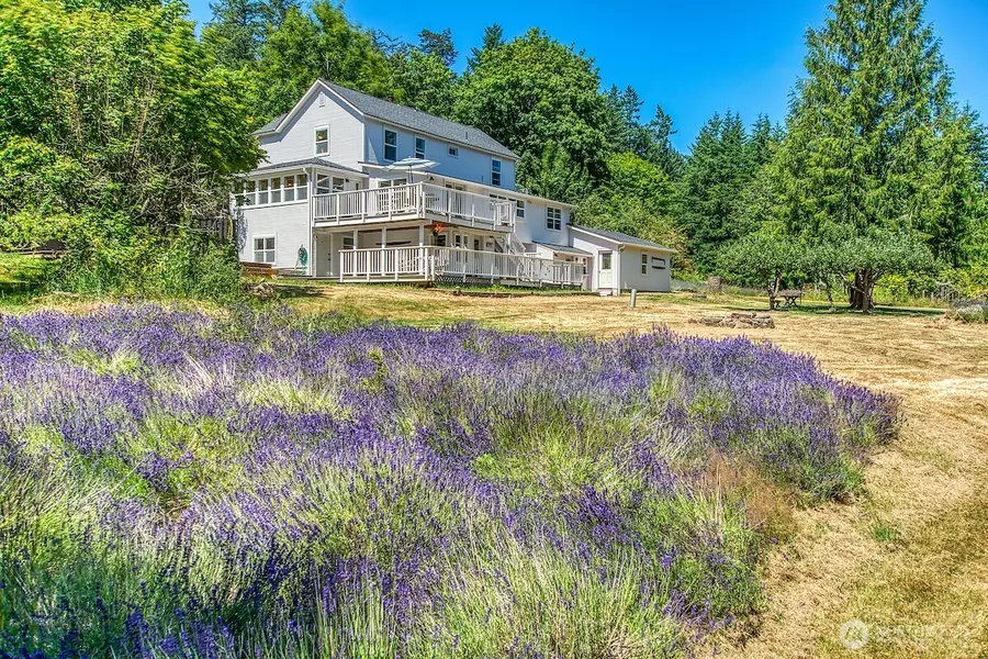 716 Point Lawrence RD, Orcas Island, WA 98245