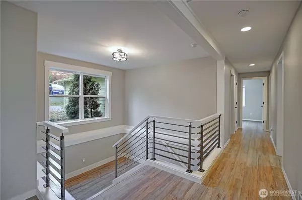 Camano Island, WA 98282,1881 Lake DR