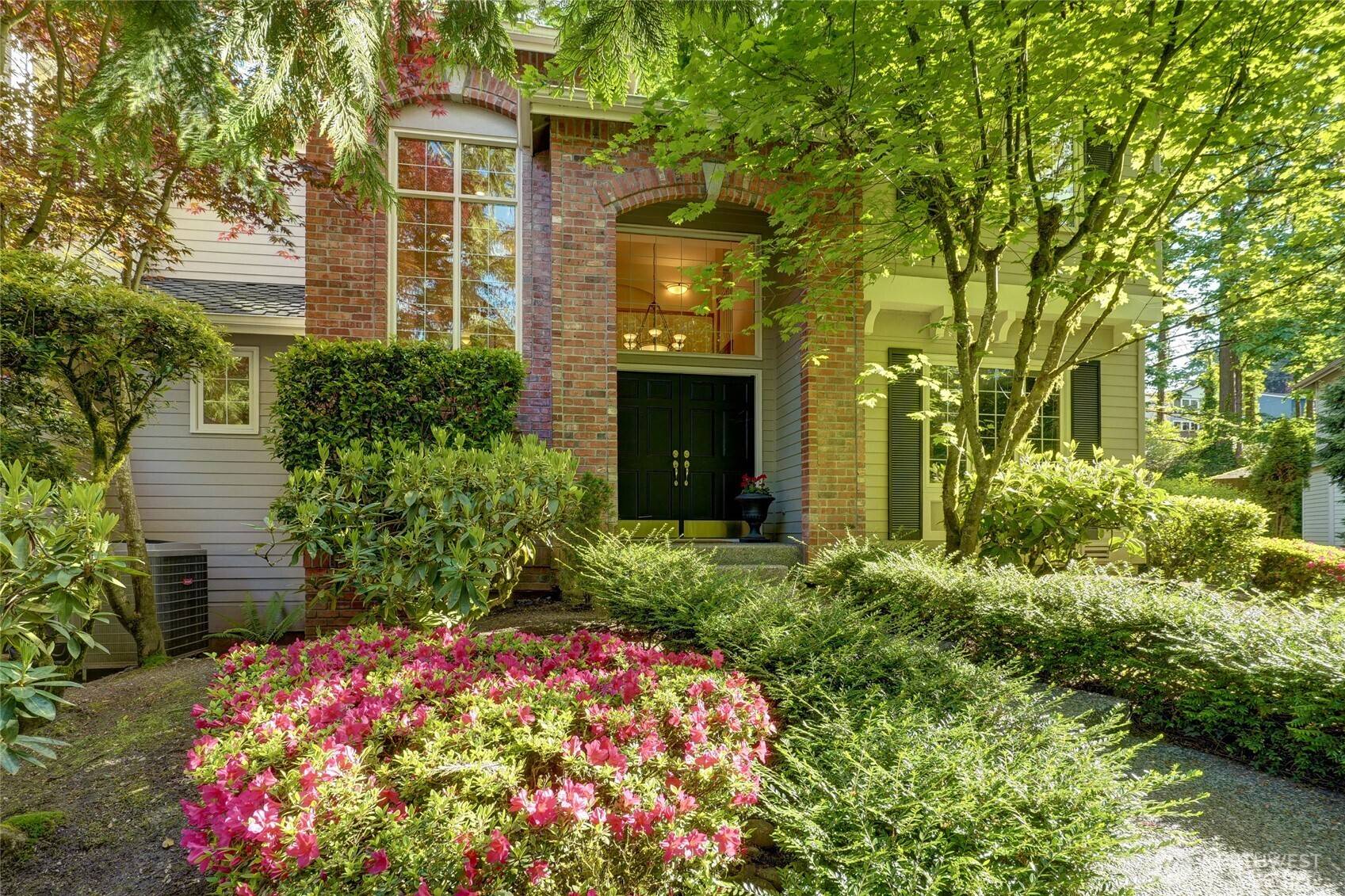 3215 165th PL NE, Bellevue, WA 98008