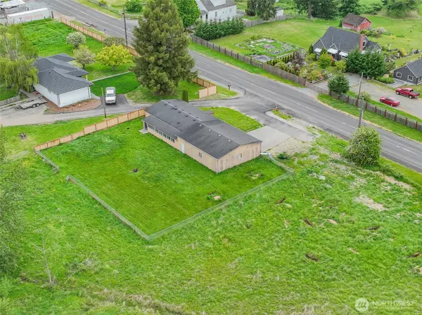 Tacoma, WA 98443,7412 Vickery AVE E