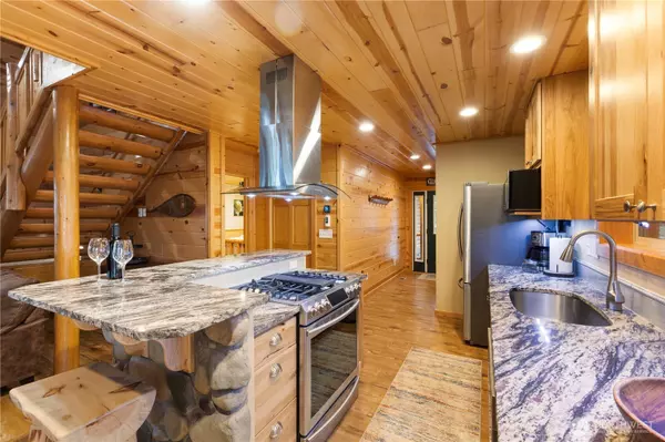 Greenwater, WA 98022,16006 Crystal LN E