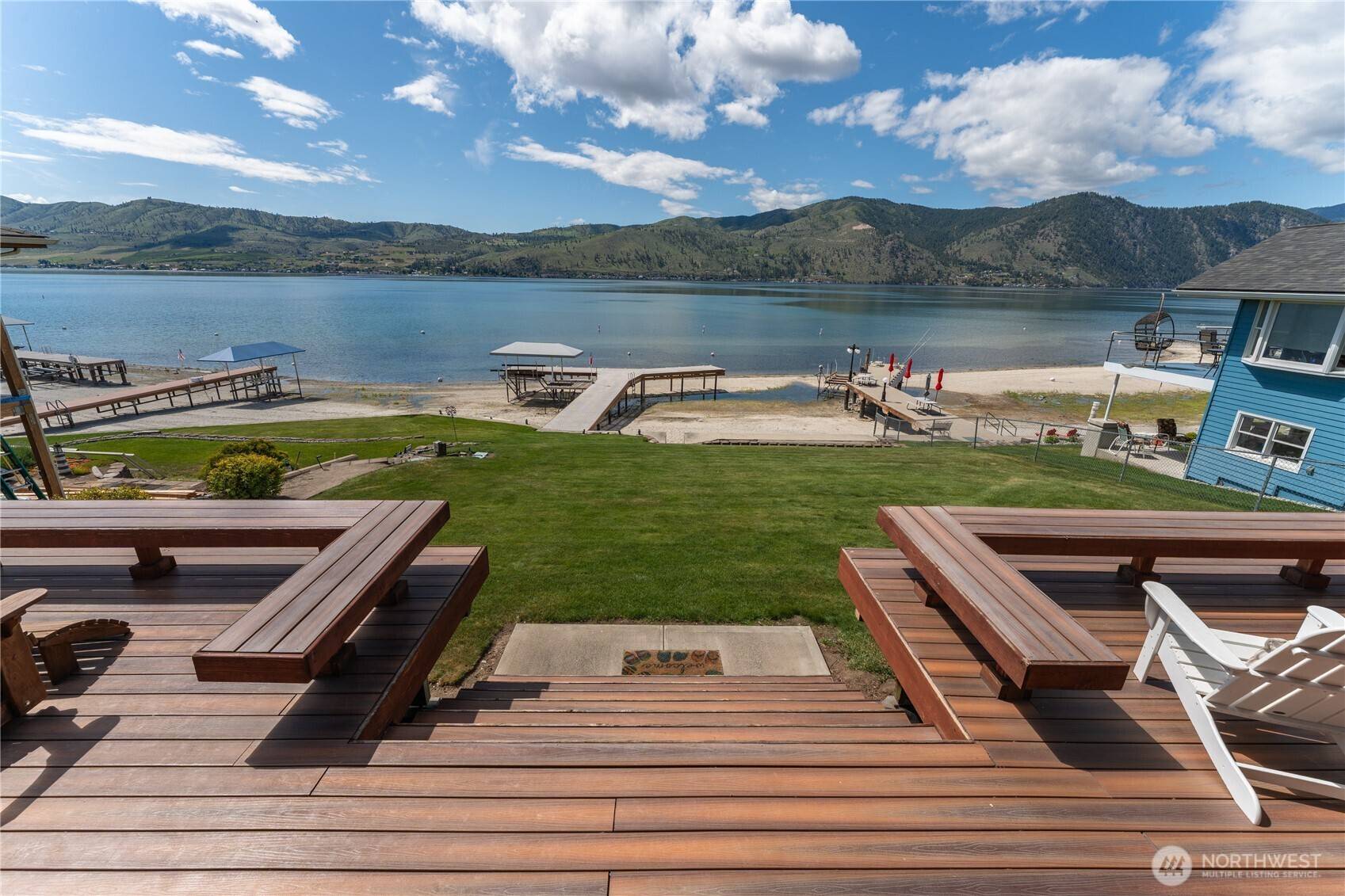 34 Leisure LN, Manson, WA 98831