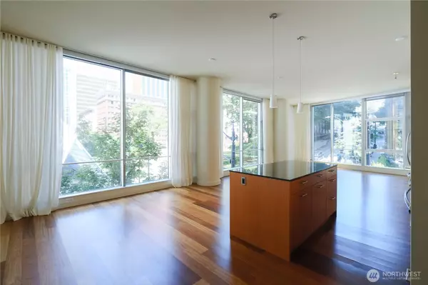 Seattle, WA 98164,909 5th AVE #204