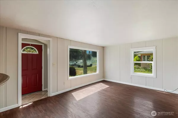 Longview, WA 98632,3270 Pine ST