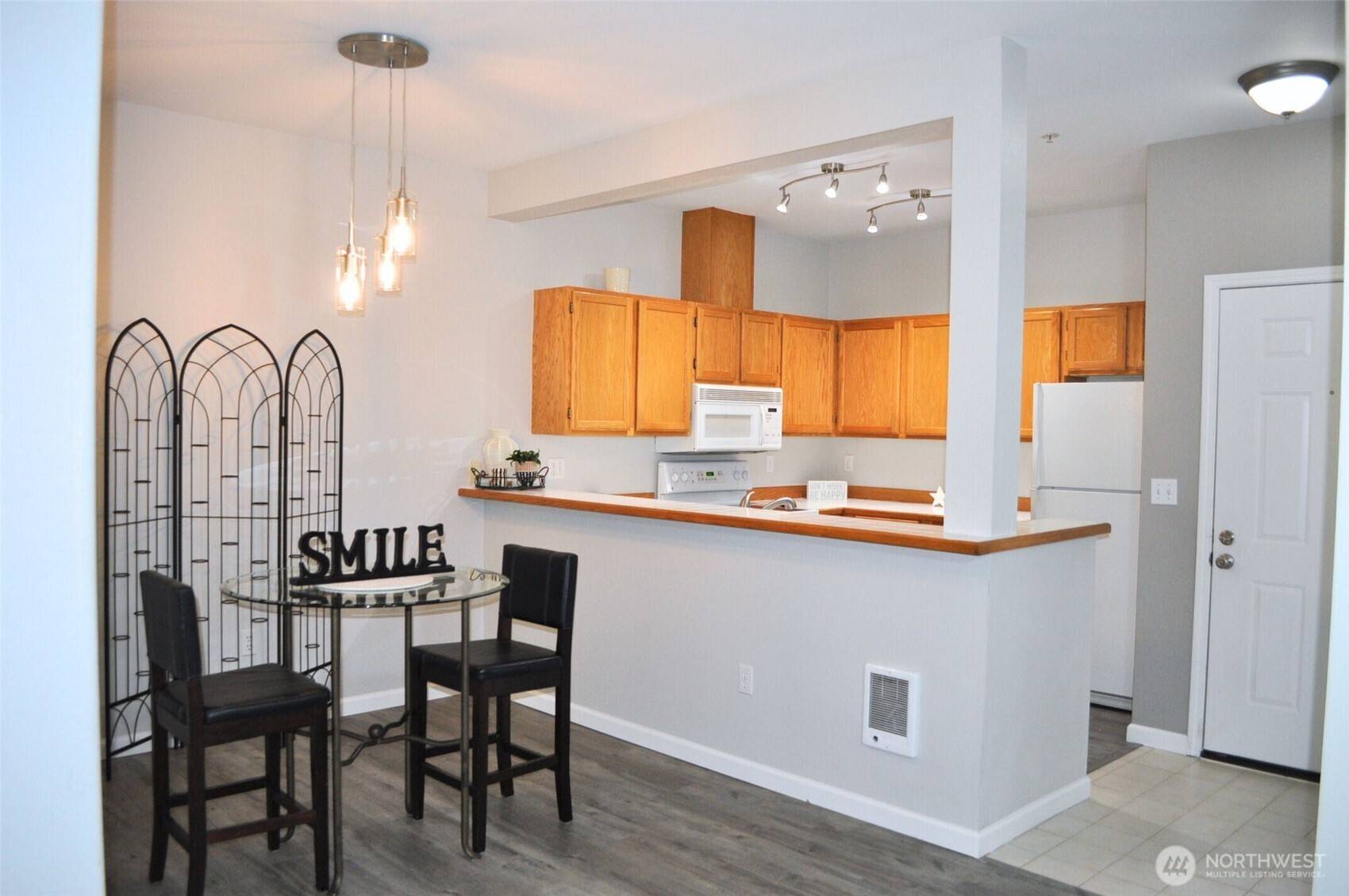 5400 Harbour Pointe BLVD #E102, Mukilteo, WA 98275