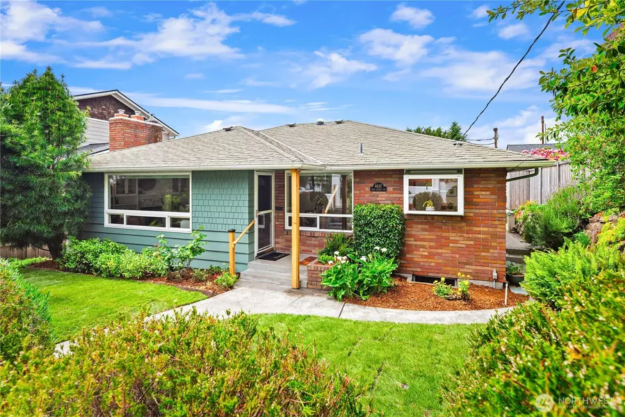 8637 46th AVE SW, Seattle, WA 98136