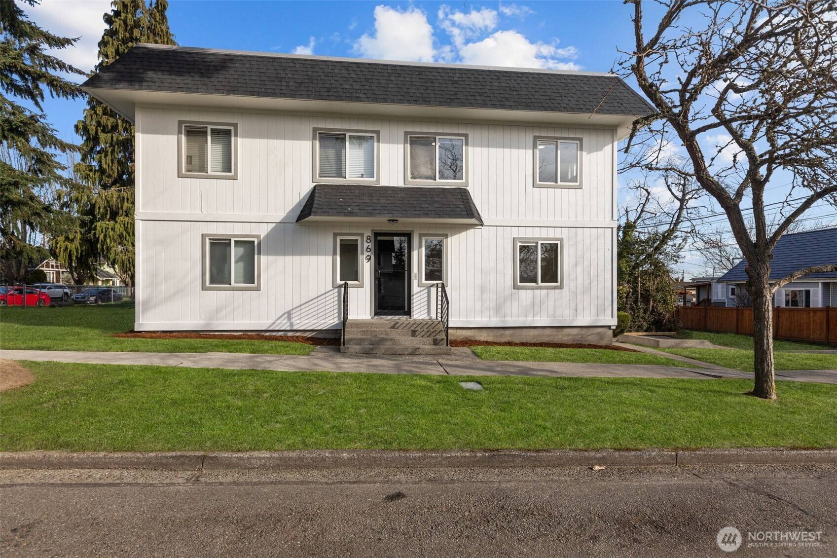 869 S 41st ST, Tacoma, WA 98418