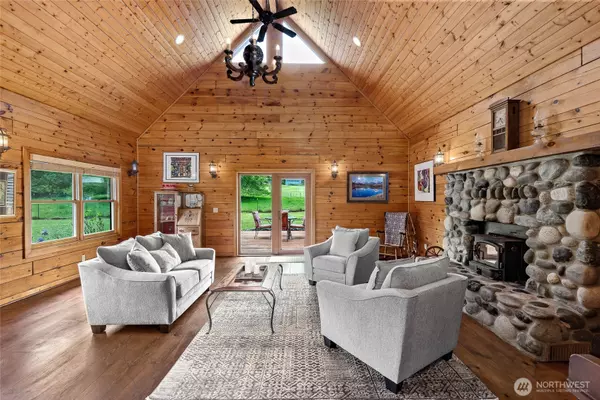 Vashon, WA 98070,5410 SW 244th ST